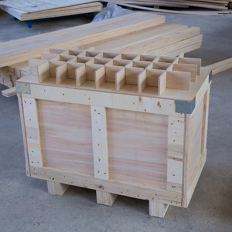 明山特殊工艺传统木箱